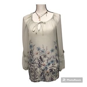 Lauren Conrad Sheer Gray Floral Peasant Lace Inset Sleeve Long length Blouse